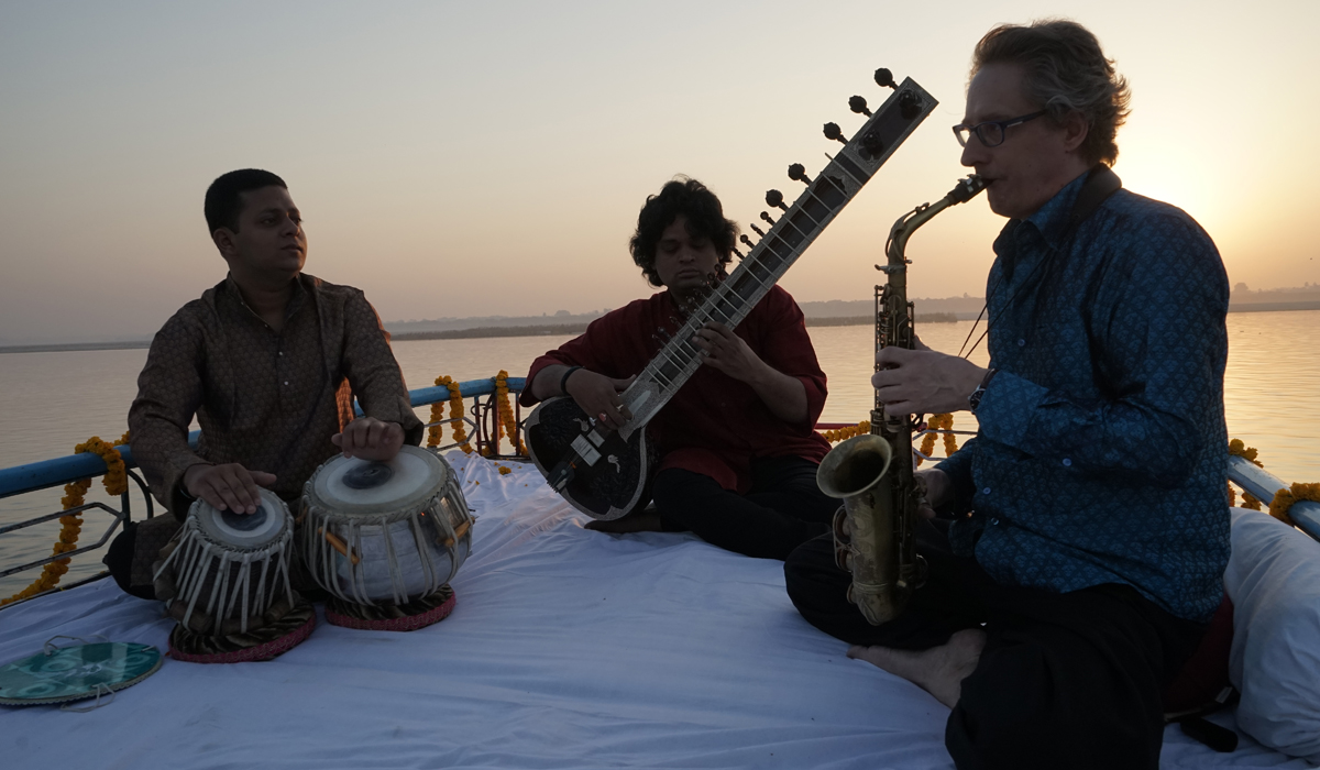 Header - Trio Benares -  